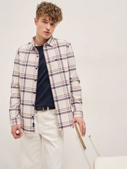 The Bear House - Men White Slim Fit Checks Casual Shirt