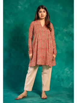 The Indian Ethnic Co. - Netra Red Bagru Cotton A Line Short Kurta
