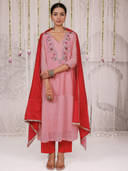 Pink color option, Currently selected
