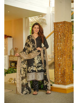 Idaho Clothing - Black Ritu Black Floral Kurta with Pant and Dupatta