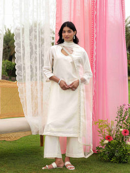 CHARU MAKKAR - Kallie Off White Kurta with Palazzos and Dupatta