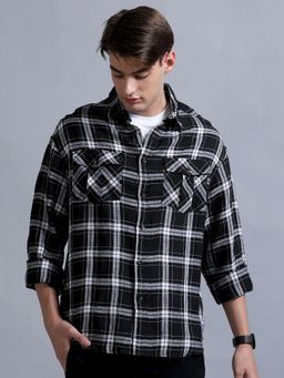 SILISOUL - Men Black Relaxed Fit Checked Linen Blend Shirt