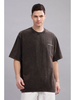 SILISOUL - Men Brown Oversized Typographic Faded Knitted Pure Cotton T-Shirt