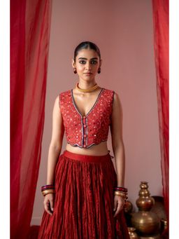 Baise Gaba - Red Muslin Embroidered V-Neck Sleeveless Blouse