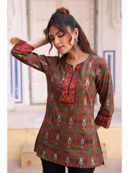 Rain & Rainbow - Ethnic Motifs Printed Cotton Top