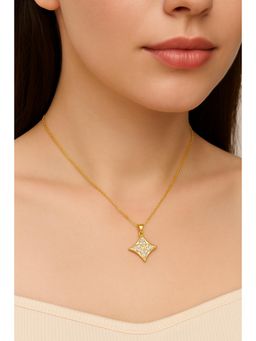 VIEN - Elegant Sparkling Cz Stones Gold Plated Star Pendant Necklace