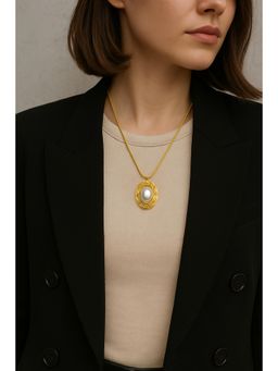 VIEN - Elegant Gold-Plated Round Pearl Pendant Necklace