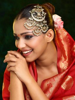 Ruby Raang Studio - Green and White Beads Kundan Passa