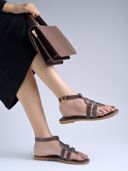 Brown color option