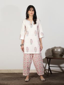 Spring Soul - Pink Mughal Printed Mirrorwork Kurta with Pant