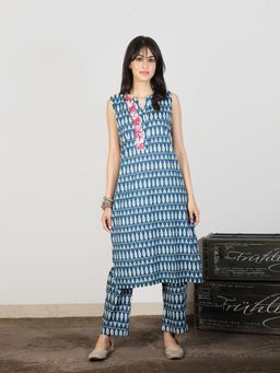 Spring Soul - Blue Ikat Contrast Trim Thread Work Co-Ord Set