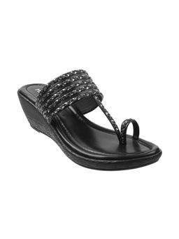 Metro - Womens Black Platform HeelsMetro Women Black Synthetic Braided Wedges