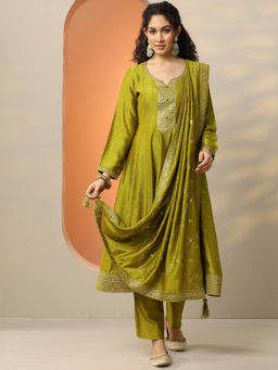 Libas - Women's Green Embroidered Silk Blend Anarkali Kurta With Pant & Dupatta