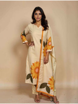 trueBrowns - Women's Beige Sunflower Print Kurta With Pant & Dupatta