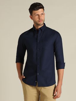 Dockers - Men Solid Blue Classic Fit Shirt