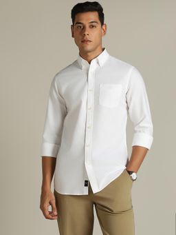 Dockers - Men Solid White Classic Fit Shirt