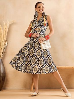 WineRed - Women Black Floral Printed A-Line Dress