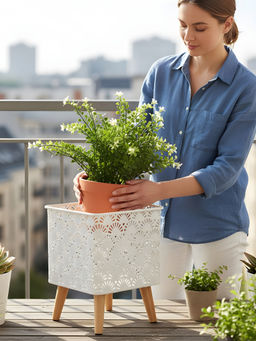 Aarvi Decor - White Metal And Wood Freestanding Square Planter