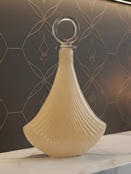 Aarvi Decor - Seashell Elegance Transparent Beige Glass Vase