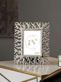Aarvi Decor - Metal Coral Elegance Tabletop Decorative Photo Frame Home Silver 4 X 6 Inches