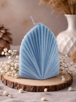 Aarvi Decor - Blue Shell Shape Aromatic Candle
