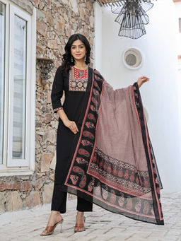 Yufta - Black Cotton Kurta with Pant and Dupatta (Set of 3)