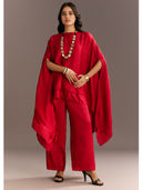 Red color option, Sold out, Currently selected