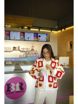 SUGERCANDY - Red Strawberries Core Handmade Cardigan