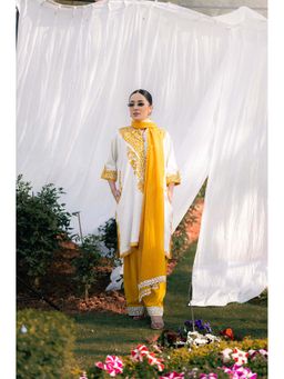 Daljit Sudan - Mustard Cotton Kurta with Pant and Dupatta (Set of 3)