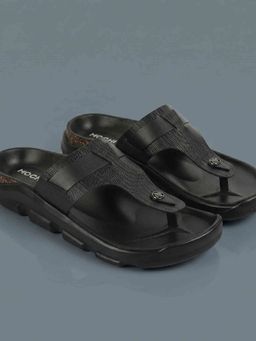 Mochi - Men Black Casual Sandals