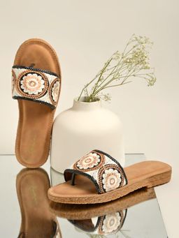 Shoetopia - Women Boho Embroidered Flats - Classic Black Accent