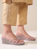 Rose Gold color option, Currently selected