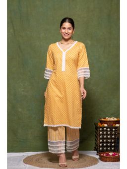 JS Label  - JS LABEL Yellow Printed Straight Kurta With Pants (Set of 2)
