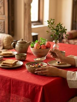 Bottega Pereira - Riviera Berry Tablecloth (12 Seater)