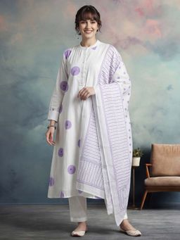 Jaipur Kurti - Off White Floral Pure Cotton Kurta and Pant with Dupatta