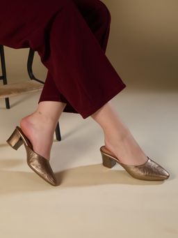 Inc.5 - Women Golden Party Wear Solid Pointed Block Heel Mules