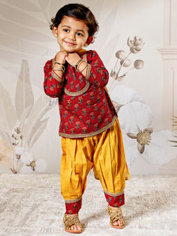 Vastramay - Girls Red Floral Kurta Patiala with Dupatta
