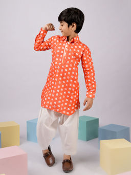 Vastramay - Cotton Orange Full Sleeves Printed Kurta & Patiala