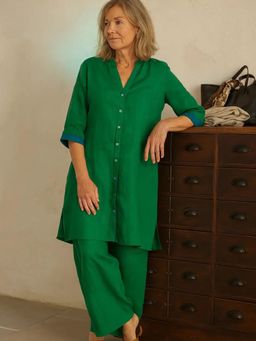 FABULOUS - Green Solid Relaxed Co-Ord Set