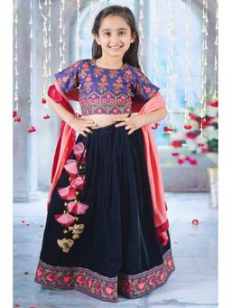 Little Bansi - Girl Bageecha Floral Blouse with Lehenga & Dupatta (Set of 3)