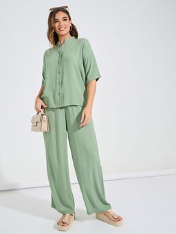 Styli - Women Green Solid Textured Relaxed Fit Co-Ord Set