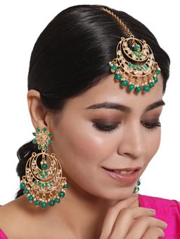 Aatmana - Gold Toned Green & White Kundan Studded & Pearls Beaded Maangtikka & Earrings Set