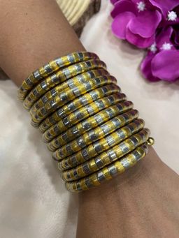 Digital Dress Room - Gold Silver Spring Tribal Spiral Bangle
