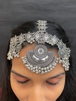 Digital Dress Room - Matha Patti Flower/Ghungroo Design
