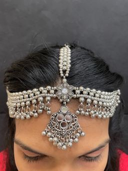 Digital Dress Room - Matha Patti Flower/Mirror/Ghungroo Design