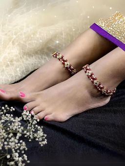 I Jewels - Traditional Gold Plated Kundan and Pearls Pair Of Anklets Payal