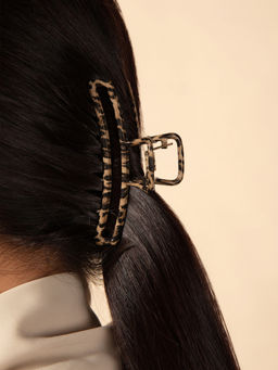 Twenty Dresses by Nykaa Fashion - Decorated With Shine And Style Hair Clip
