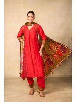 UDD DESIGN - Ayodhya Aabha Red set of 3 ( kurta + salwar + dupatta )