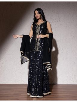Meenagurnam - Black Georgette Thread Worked Kurta With Sharara And Dupatta