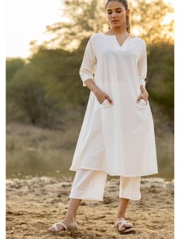 Silai Studio - Ivory Grace White Cotton Kurta And Pant